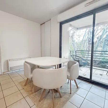 Apartmán Salon Lumineux, Balcon Et Clim, Proche Du Centre